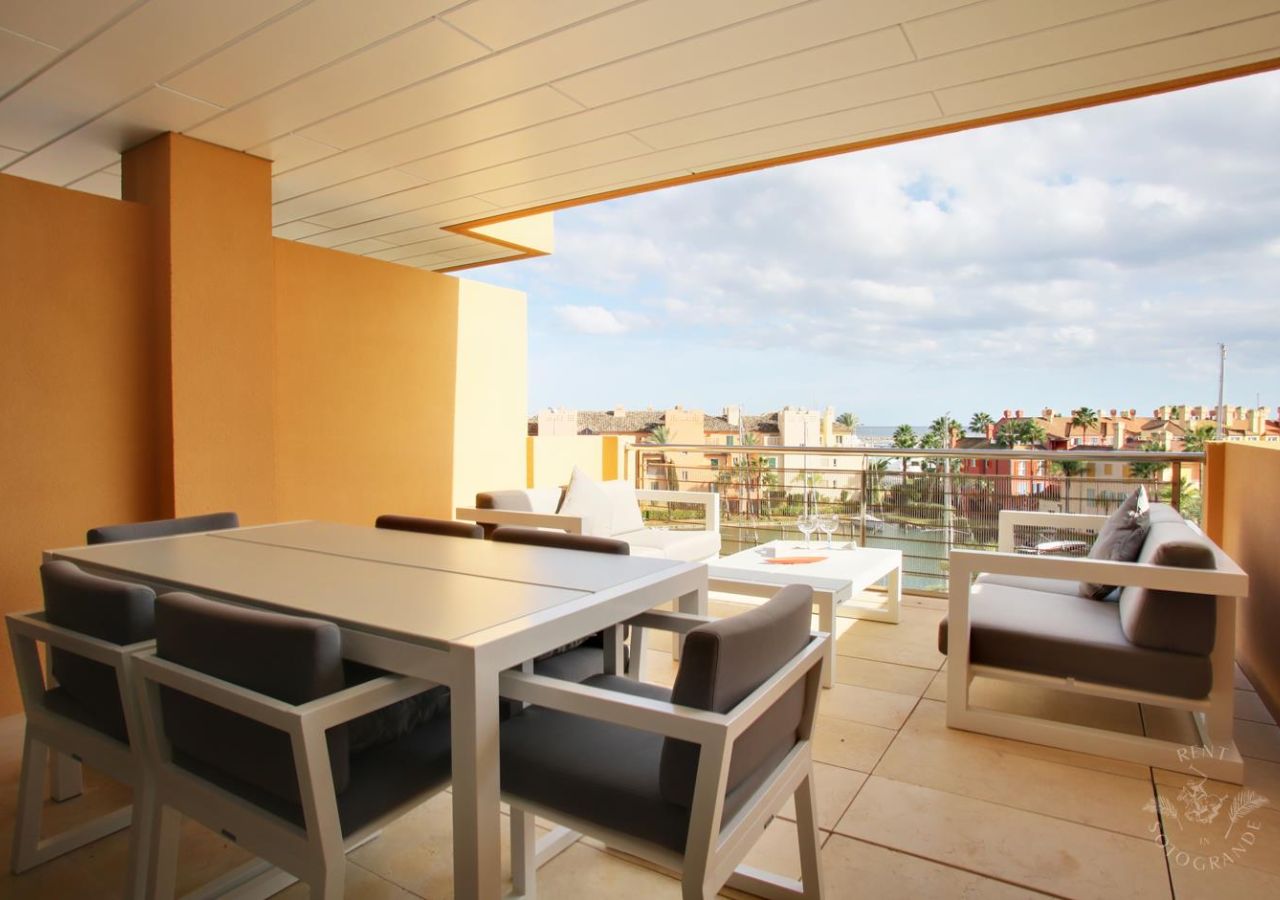 Sotogrande Apartment to Rent Ref. MAR073A